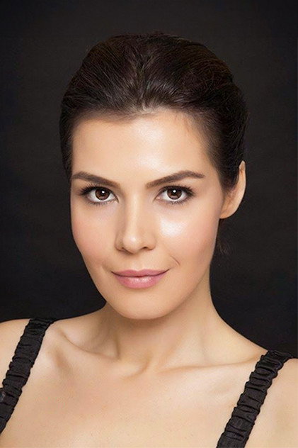 Hatice Şendil oyuncu görseli