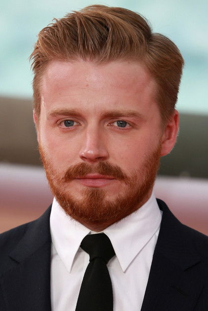 Jack Lowden oyuncu görseli