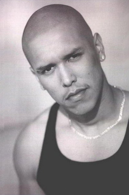 James Molina oyuncu görseli