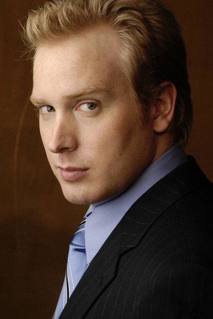 James Piper oyuncu görseli