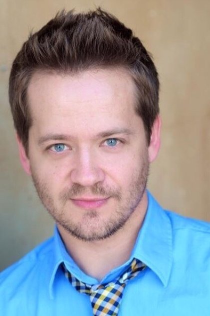 Jason Earles oyuncu görseli
