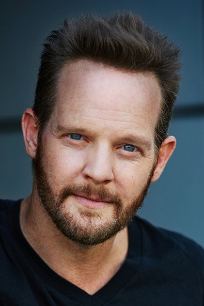 Jason Gray-Stanford oyuncu görseli