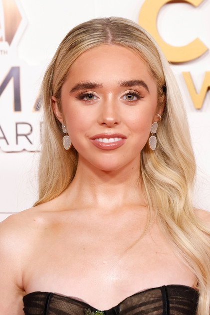 Jenna Davis oyuncu görseli