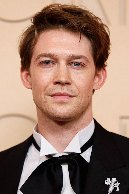 Joe Alwyn oyuncu görseli