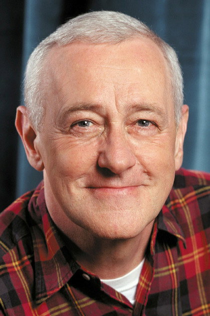 John Mahoney oyuncu görseli