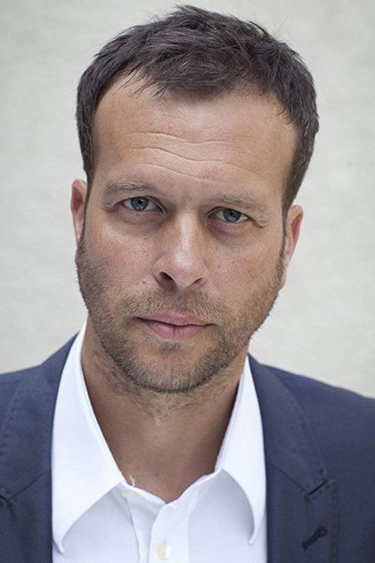 John Schwab oyuncu görseli