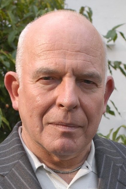 John Shrapnel oyuncu görseli