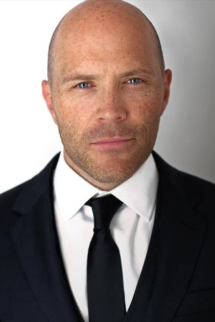 Josh Blacker oyuncu görseli