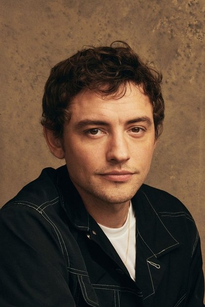 Josh Whitehouse oyuncu görseli