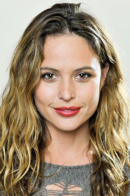 Josie Maran oyuncu görseli