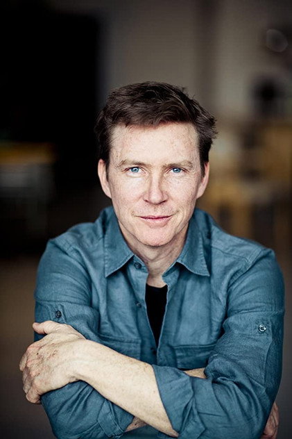 Julian Casey oyuncu görseli