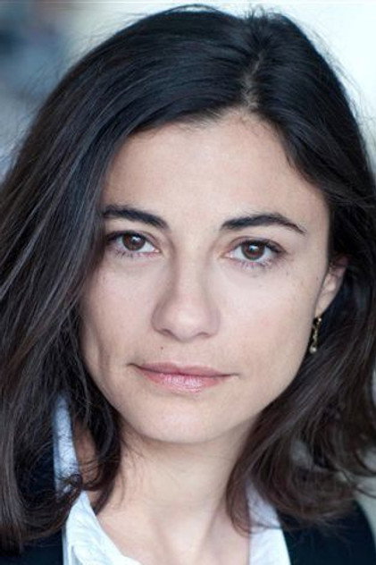 Julie Bataille oyuncu görseli