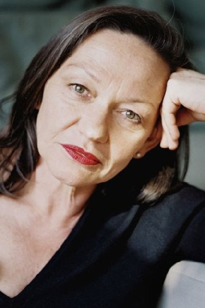 Karin Neuhäuser oyuncu görseli