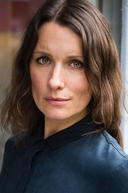 Kathrin Kühnel oyuncu görseli