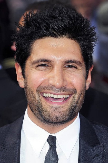 Kayvan Novak oyuncu görseli
