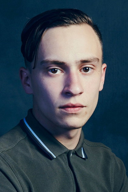 Keir Gilchrist oyuncu görseli