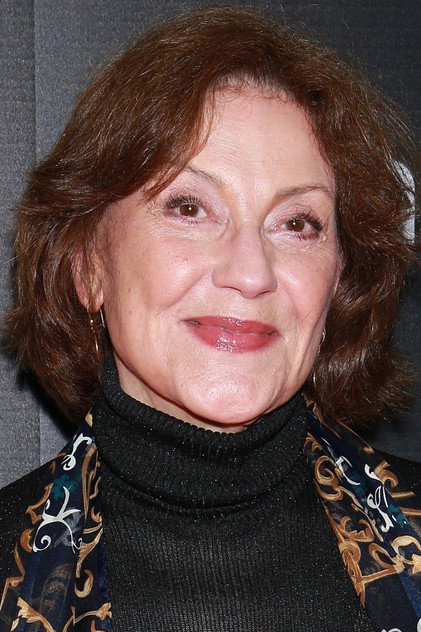 Kelly Bishop oyuncu görseli