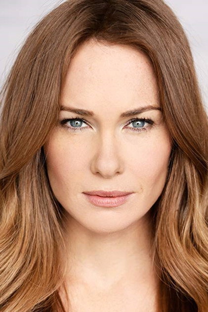 Kelly Frye oyuncu görseli
