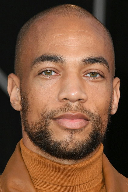 Kendrick Sampson oyuncu görseli