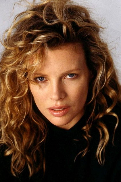 Kim Basinger oyuncu görseli