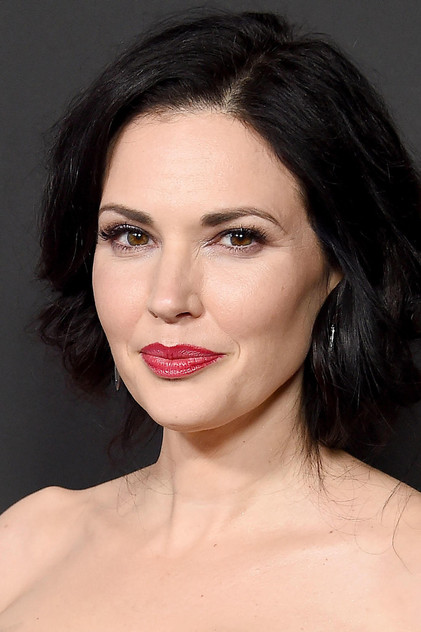 Laura Mennell oyuncu görseli