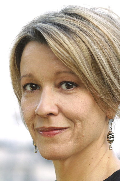 Linda Emond oyuncu görseli