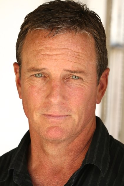 Linden Ashby oyuncu görseli
