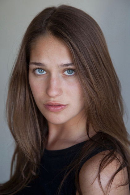 Lola Kirke oyuncu görseli