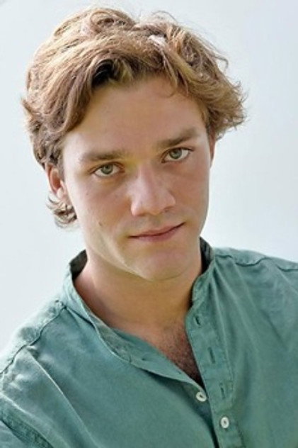 Lorenzo Richelmy oyuncu görseli