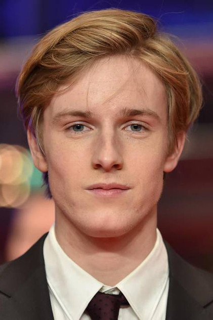 Louis Hofmann oyuncu görseli