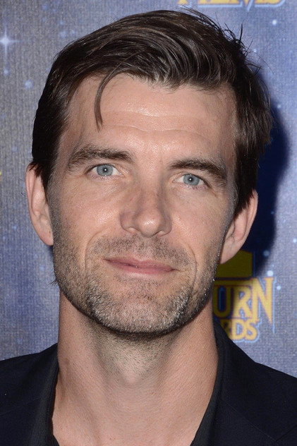 Lucas Bryant oyuncu görseli