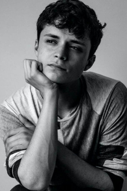 Lucas Jade Zumann oyuncu görseli