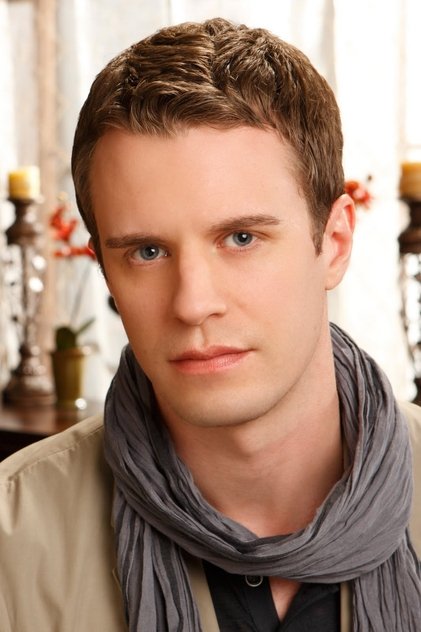 Luke Mably oyuncu görseli
