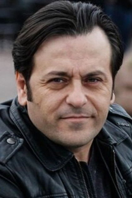 Luran Ahmeti oyuncu görseli