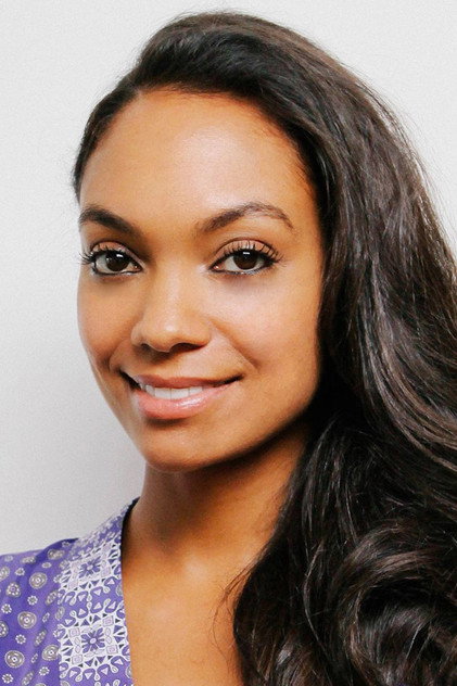 Lyndie Greenwood oyuncu görseli