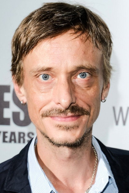 Mackenzie Crook oyuncu görseli