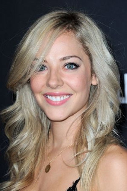 MacKenzie Porter oyuncu görseli