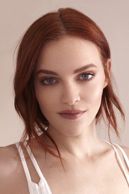 Madeline Brewer oyuncu görseli