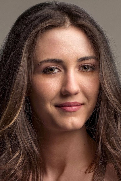 Madeline Zima oyuncu görseli