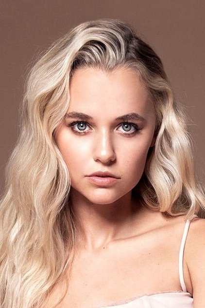 Madison Iseman oyuncu görseli