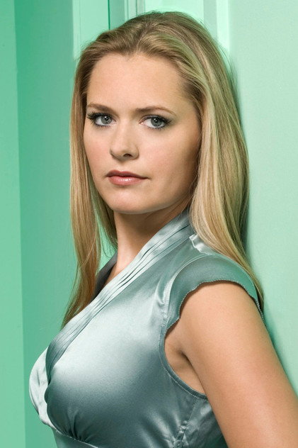 Maggie Lawson oyuncu görseli
