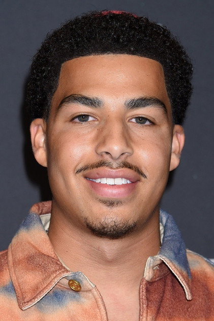 Marcus Scribner oyuncu görseli