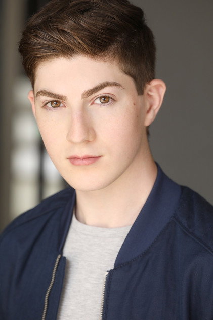 Mason Cook oyuncu görseli
