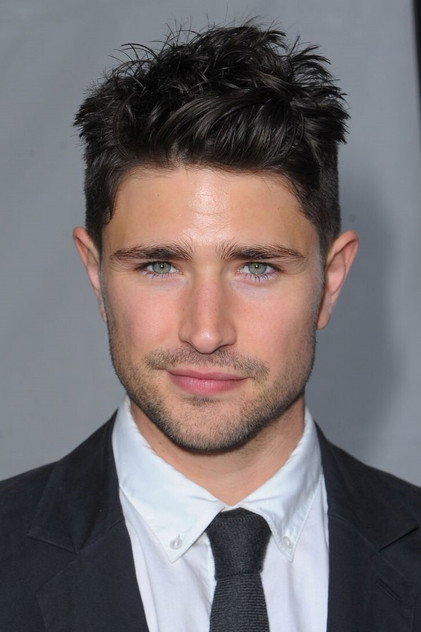 Matt Dallas oyuncu görseli