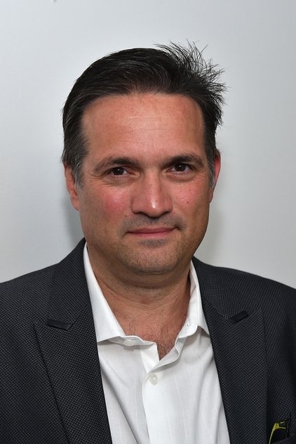 Matthew Barry oyuncu görseli
