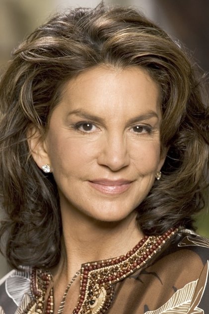 Mercedes Ruehl oyuncu görseli