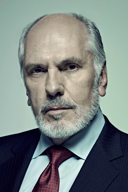 Michael Cristofer oyuncu görseli