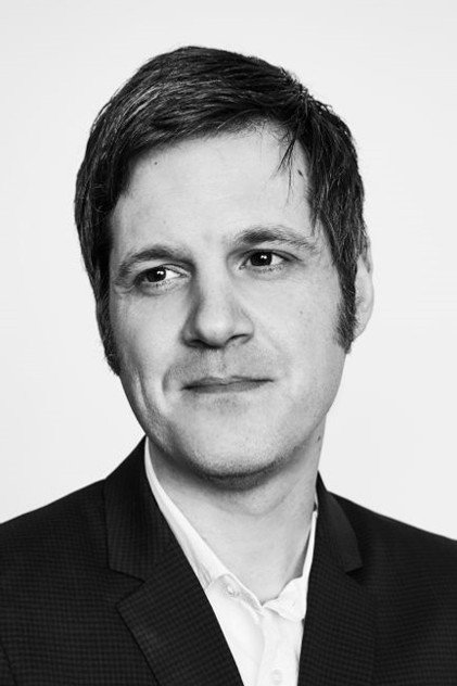 Michael Esper oyuncu görseli