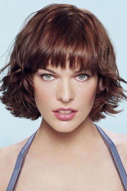 Milla Jovovich oyuncu görseli