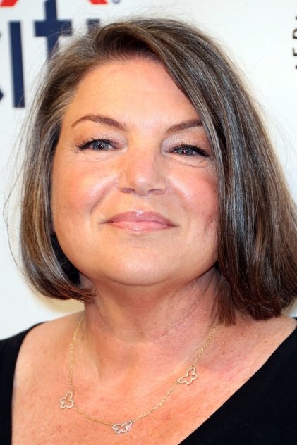 Mindy Cohn oyuncu görseli